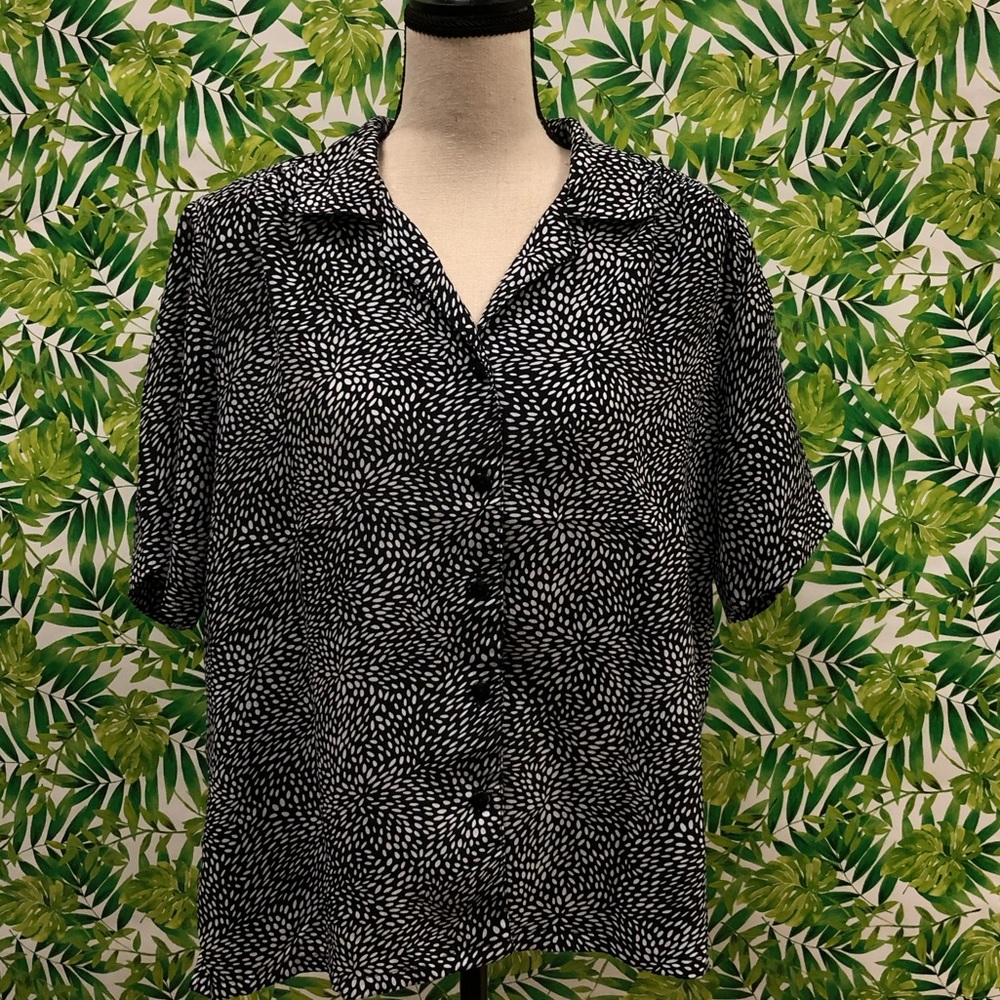women’s Button Up